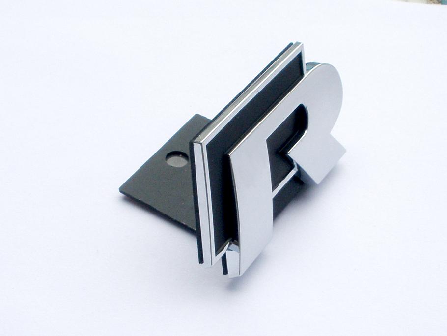 <b>VW Rilne grill badge</b>